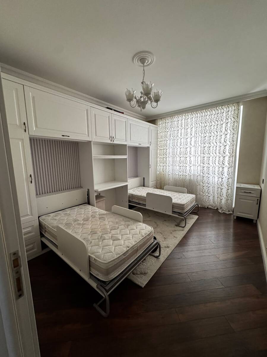 Satılır 4 otaqlı köhnə tikili 110 m² — Mənzil, Bakı (11)