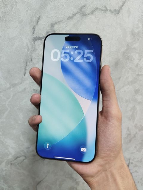 IPhone 15 Pro, Ağ, Face ID — Bakı