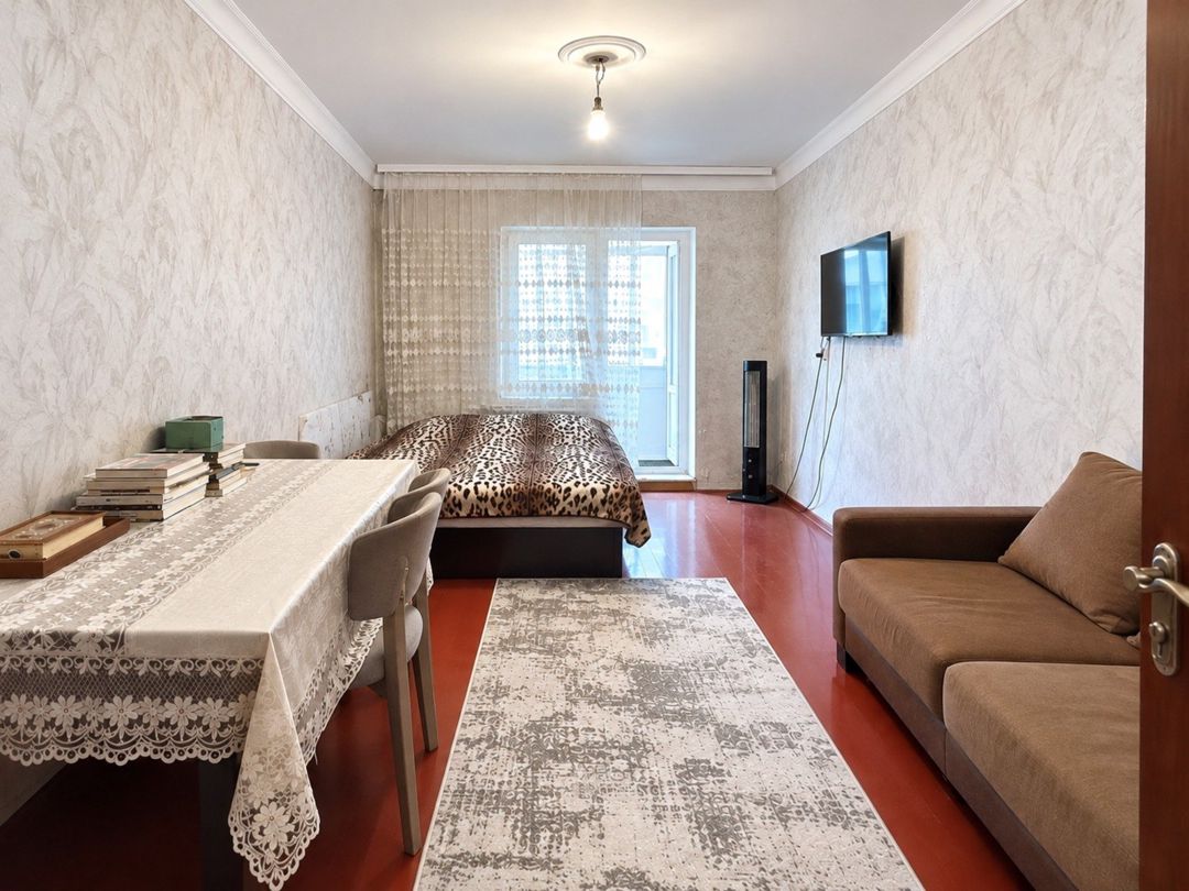 Satılır 1 otaqlı köhnə tikili 47 m² — Mənzil, Bakı (2)