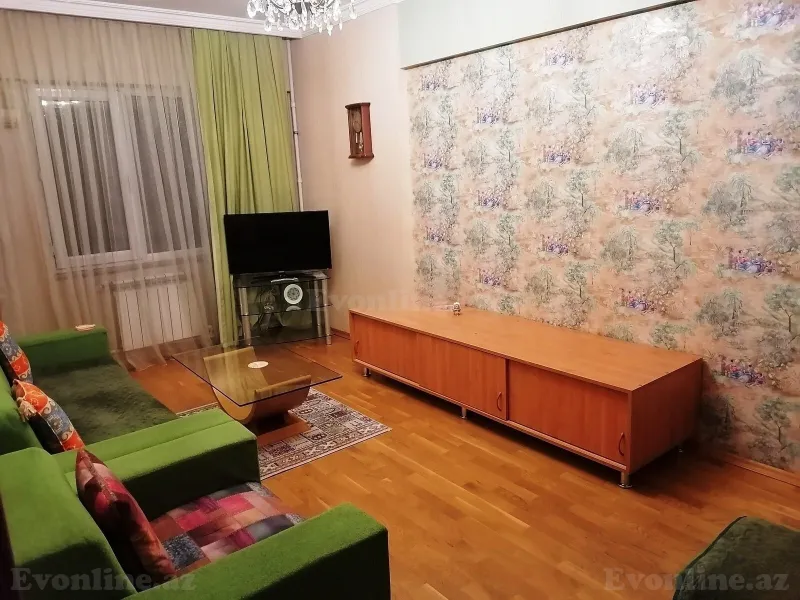 Satılır 2 otaqlı Mənzil Köhnə tikili 57 m² Bakı, Yasamal r., Elmlər Akademiyası m — Mənzil, Bakı (2)