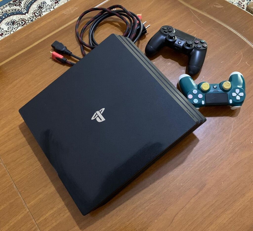 Satılır: PS4 Pro 1TB 450 azn. Accountdakı oyunlar: GTA 5,Gran Turismo — Oyun konsolları, Şəmkir (2)