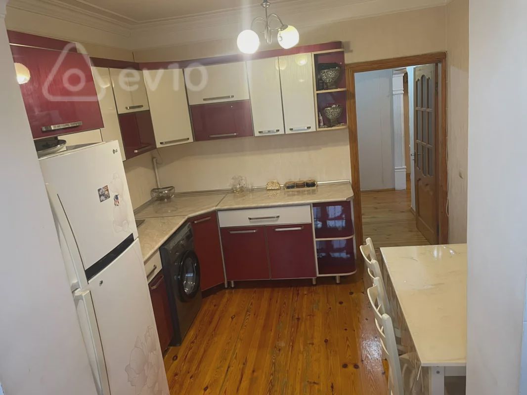 For sale: 3-room apartment (old building), 85 m² — Mənzil, Bakı (9)