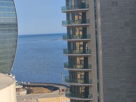 Satılır 3 otaqlı yeni tikili 155 m² — Bakı