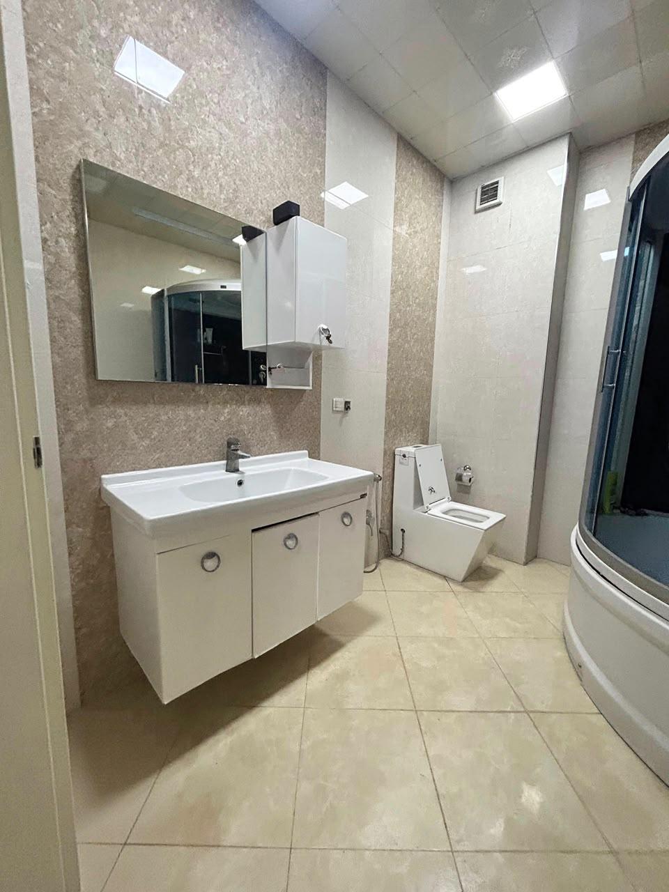 5 otaqlı mənzil, 210 m², Azadlıq prospekti — Mənzil, Bakı (12)