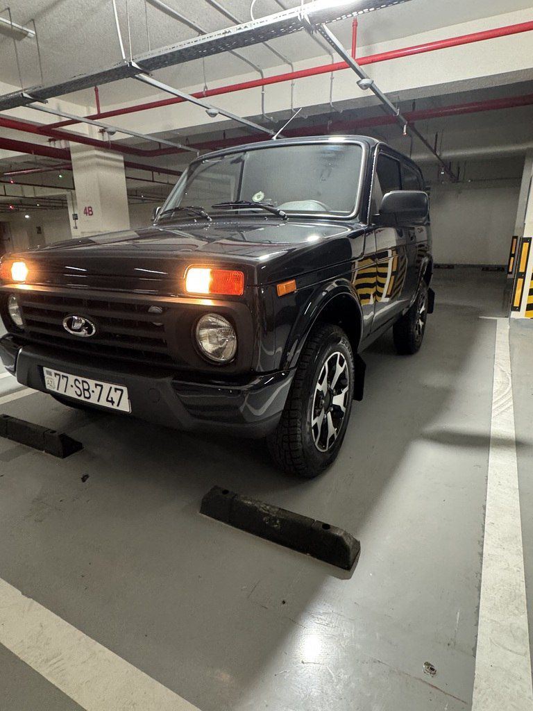 Lada (VAZ) Niva, 1.7 L, 2024 il, 26 000 km 77-SB-747 — Avtomobillər, Bakı (9)