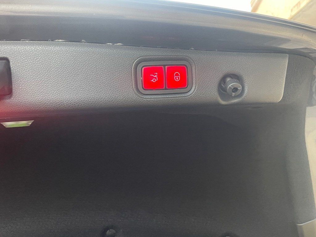 Mercedes E 300, 2.0 L, 2018 il, 197 000 km 90-YH-324 — Avtomobillər, Bakı (12)