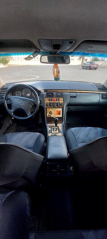 Mercedes E 220, 2.2 L, 2000 il, 300 000 km 99-GE-684 — Avtomobillər, Mingəçevir (8)