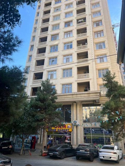 Satılır 3 otaqlı yeni tikili 100 m² — Bakı