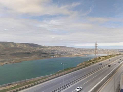 Satılır 3 otaqlı yeni tikili 100 m² — Bakı