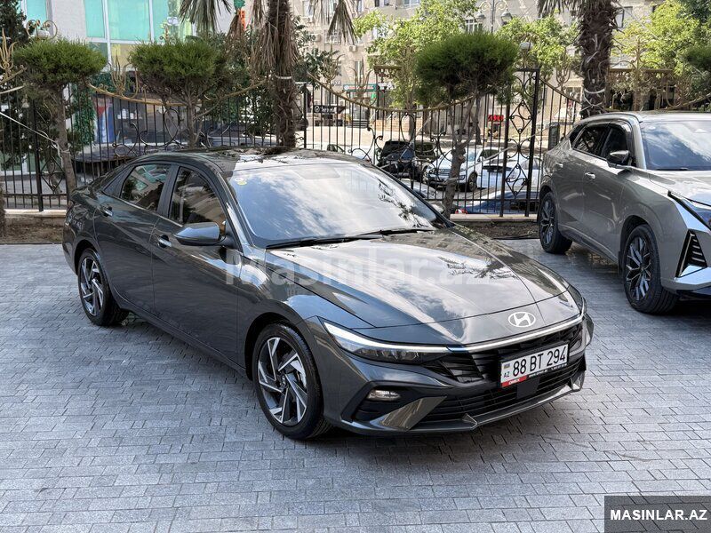 Hyundai Elantra, 2026 il 88-BT-294 — Minik avtomobili icarəsi, Bakı (3)