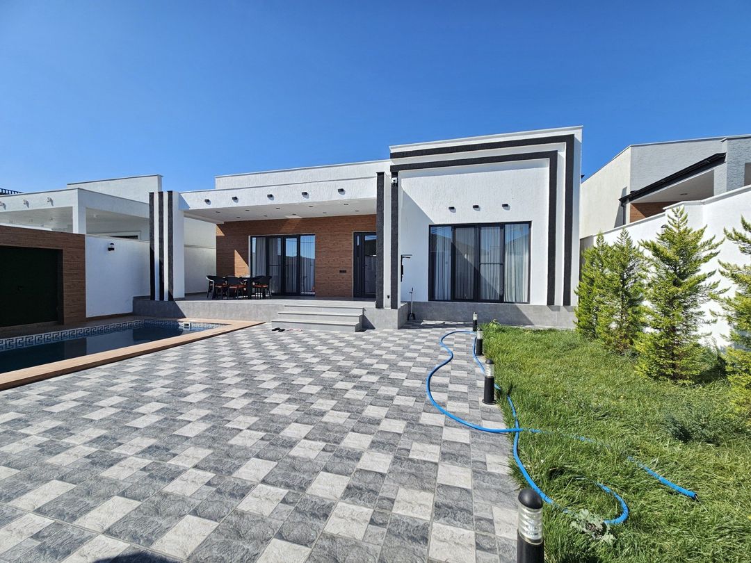 Satılır 4 otaqlı həyət evi/bağ evi 160 m² — Ev, villa, Bakı (2)