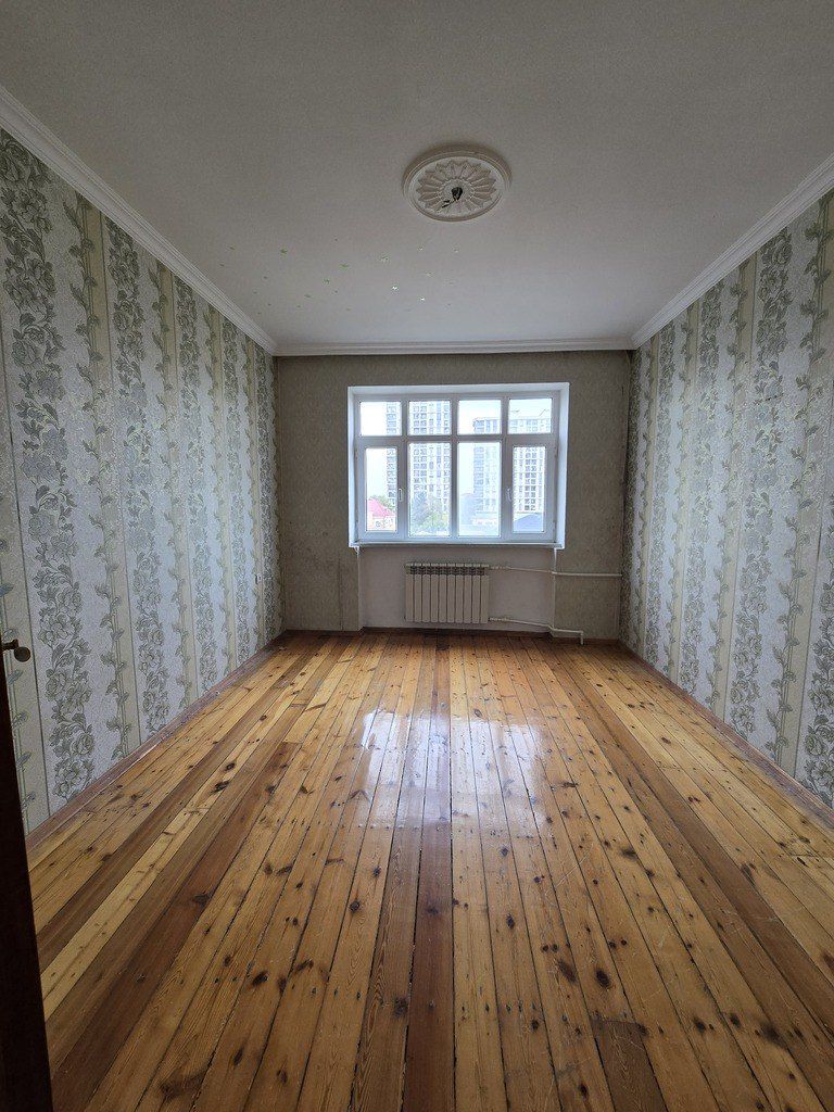 Satılır 3 otaqlı köhnə tikili 57 m² — Mənzil, Bakı (4)