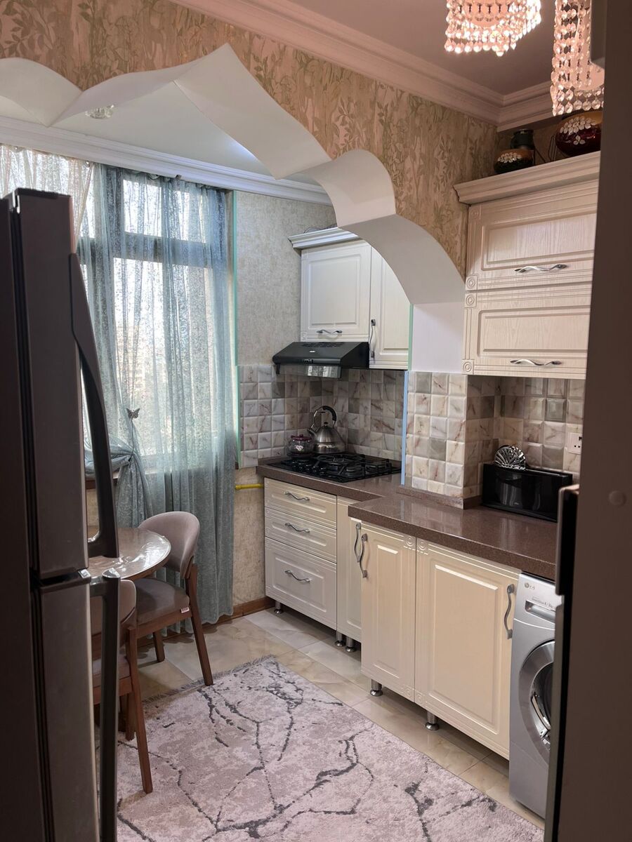 Satılır 4 otaqlı köhnə tikili 113 m² — Mənzil, Bakı (3)