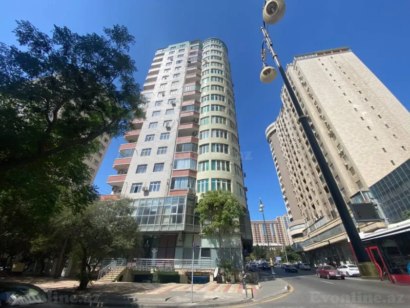 Satılır 3 otaqlı Mənzil Yeni tikili 135 m² Bakı, Nərimanov r — Mənzil, Bakı (2)