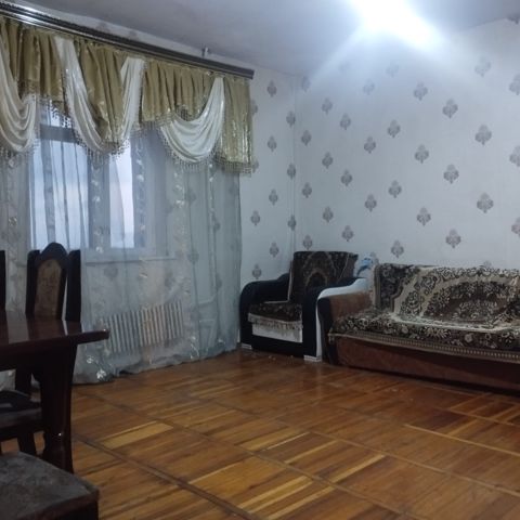 İcarə: 4 otaqlı Köhnə tikili, 108 m², Xətai rayonu — Bakı