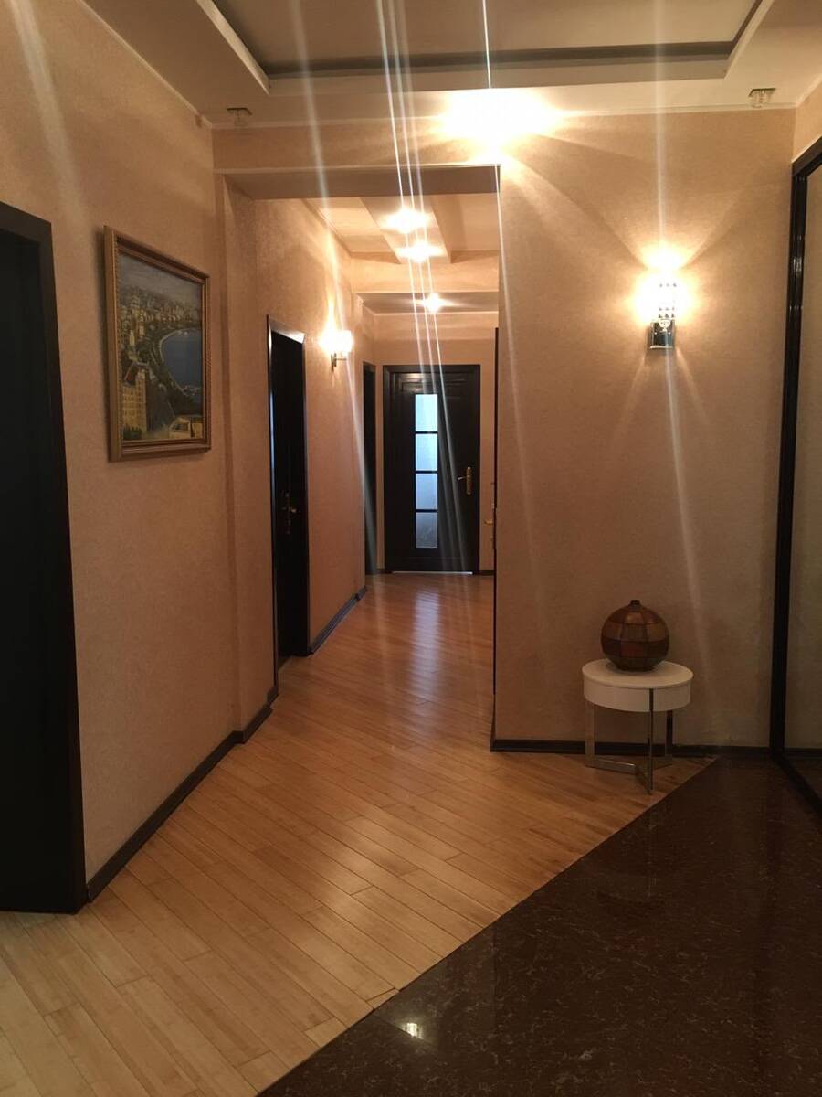Satılır 3 otaqlı yeni tikili 150 m² — Mənzil, Bakı