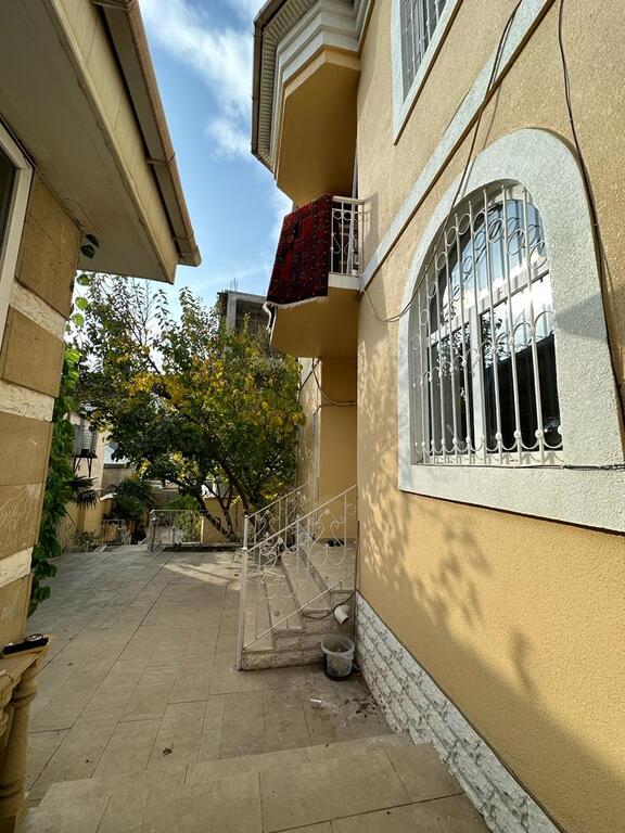 Satılır 4 otaqlı həyət evi/bağ evi 130 m² — Ev, villa, Bakı (11)