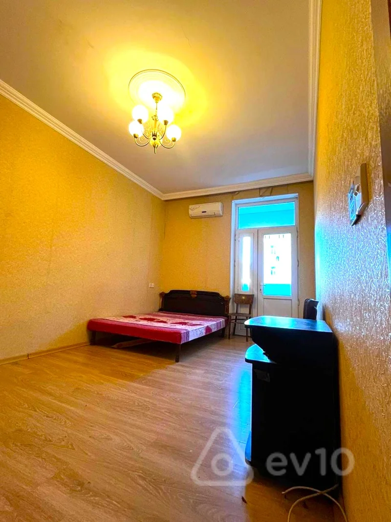 1 otaqlı mənzil, 40 m², Q.Qarayev m.K.Balakişiyev küç — Bakı