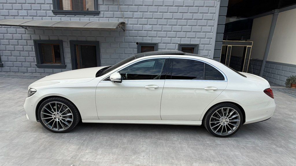 Mercedes E 300 4MATIC, 2.0 L, 2017 il, 213 000 km — Avtomobillər, Gəncə (5)