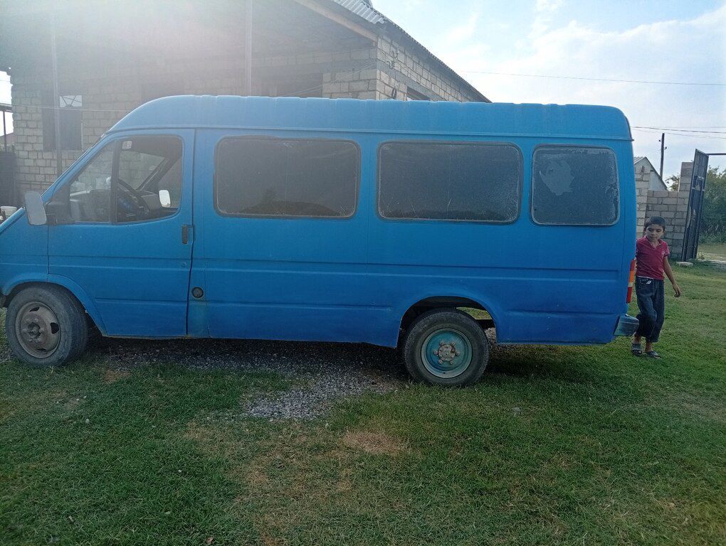 Ford Transit, 2.5 L, 1982 il, 100 000 km 25-BH-312 — Avtomobillər, Bərdə (2)