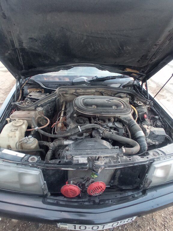 Mercedes 190, 2.0 L, 1990 il, 570 023 km 10-OT-058 — Avtomobillər, Bakı (7)