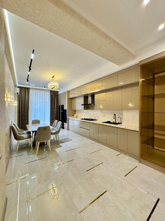 İcarəyə verilir 4 otaqlı yeni tikili 250 m² — Mənzil, Bakı (6)