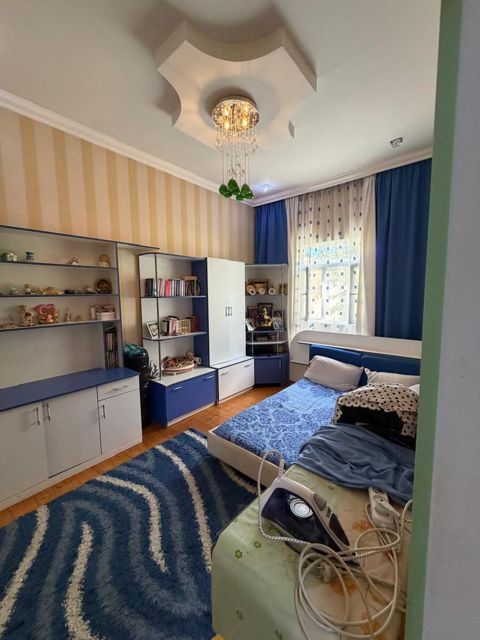 Satılır 5 otaqlı həyət evi/bağ evi 218 m² — Bakı