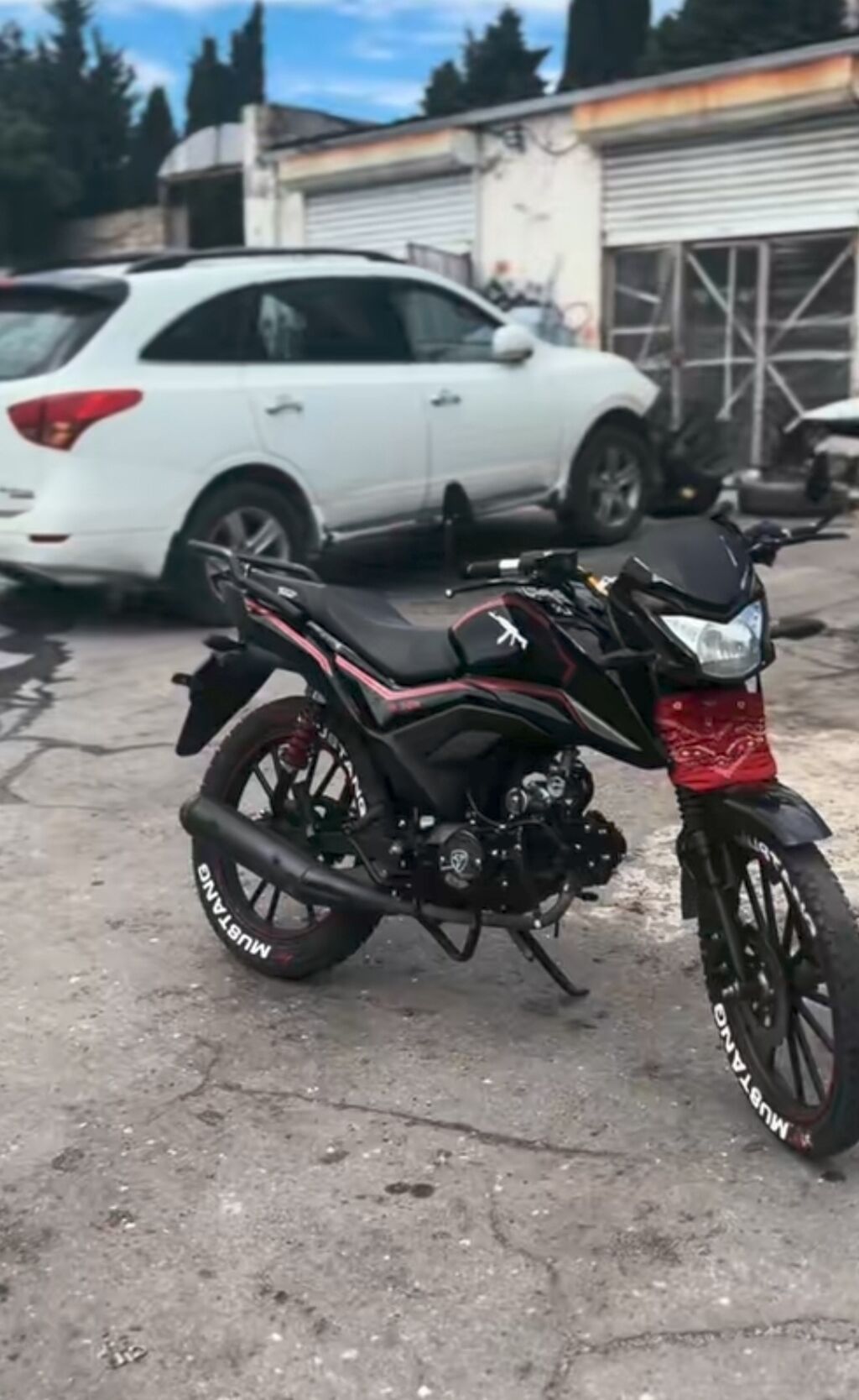 Motosiklet – şəhər və qısa məsafələr üçün praktik, idman üslublu — Motosikletlər, Bakı (5)