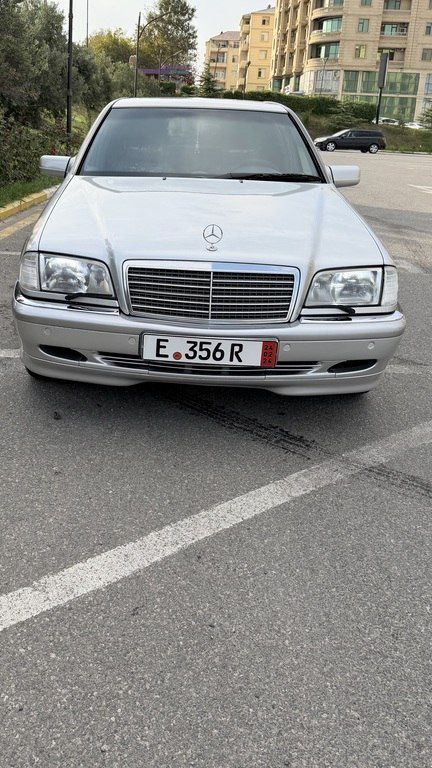 Mercedes C 220, 2.2 L, 1999 il, 250 000 km — Xırdalan