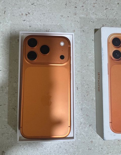 Apple iPhone 17 Pro Cosmic Orange 256GB/12GB — Bakı