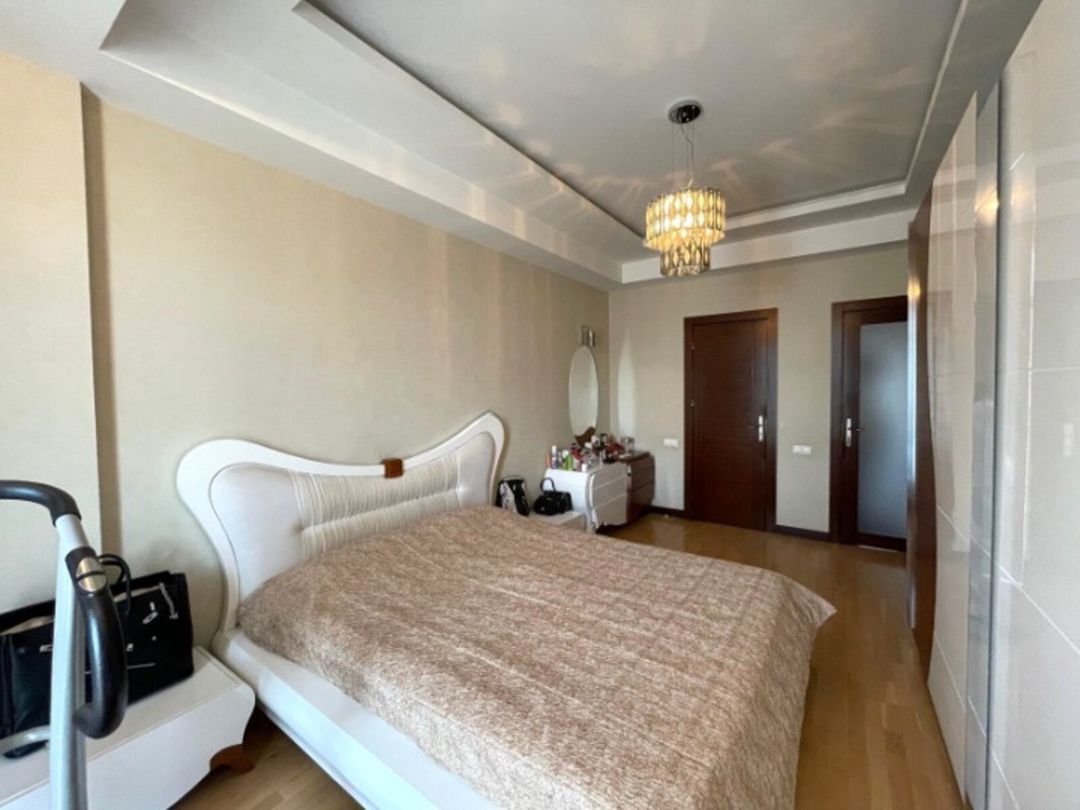 Satılır 3 otaqlı yeni tikili 150 m² — Mənzil, Bakı (4)