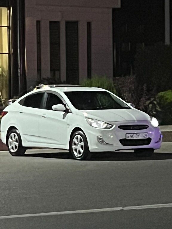 Hyundai Accent, 1.6 L, 2012 il, 255 000 km 77-UH-152 — Avtomobillər, Bakı (5)