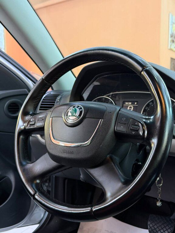 Skoda Octavia, 1.6 L, 2011 il, 199 123 km 88-DI-375 — Avtomobillər, Xırdalan (7)