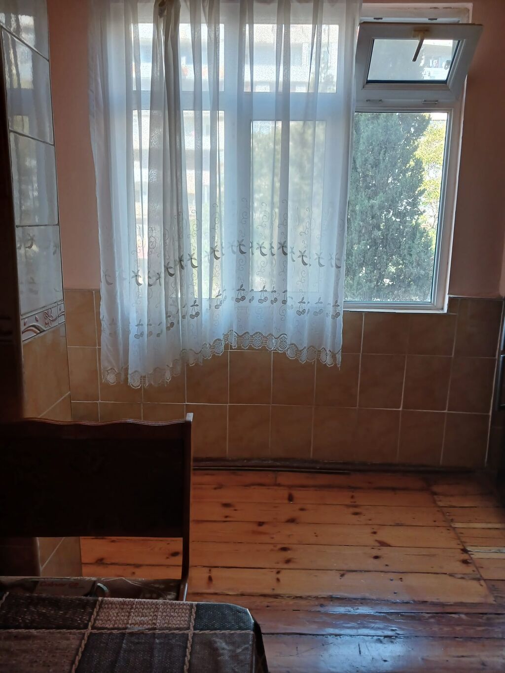 4otaqlı mənzil – geniş və işıqlı - Plan: ayrı-ayrı otaqlar, ayrıca — Mənzil, Bakı (4)