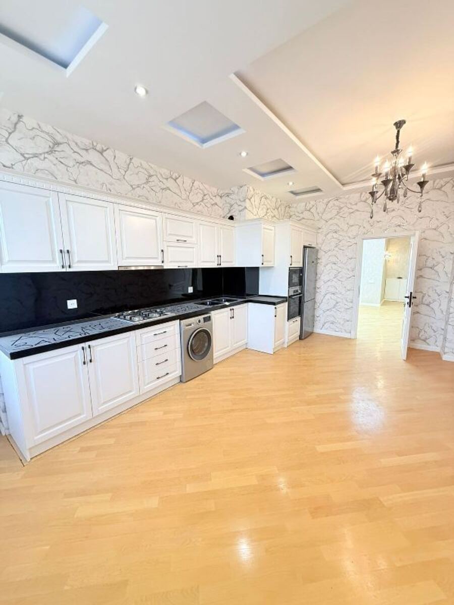 Satılır 4 otaqlı yeni tikili 185 m² — Mənzil, Bakı (6)