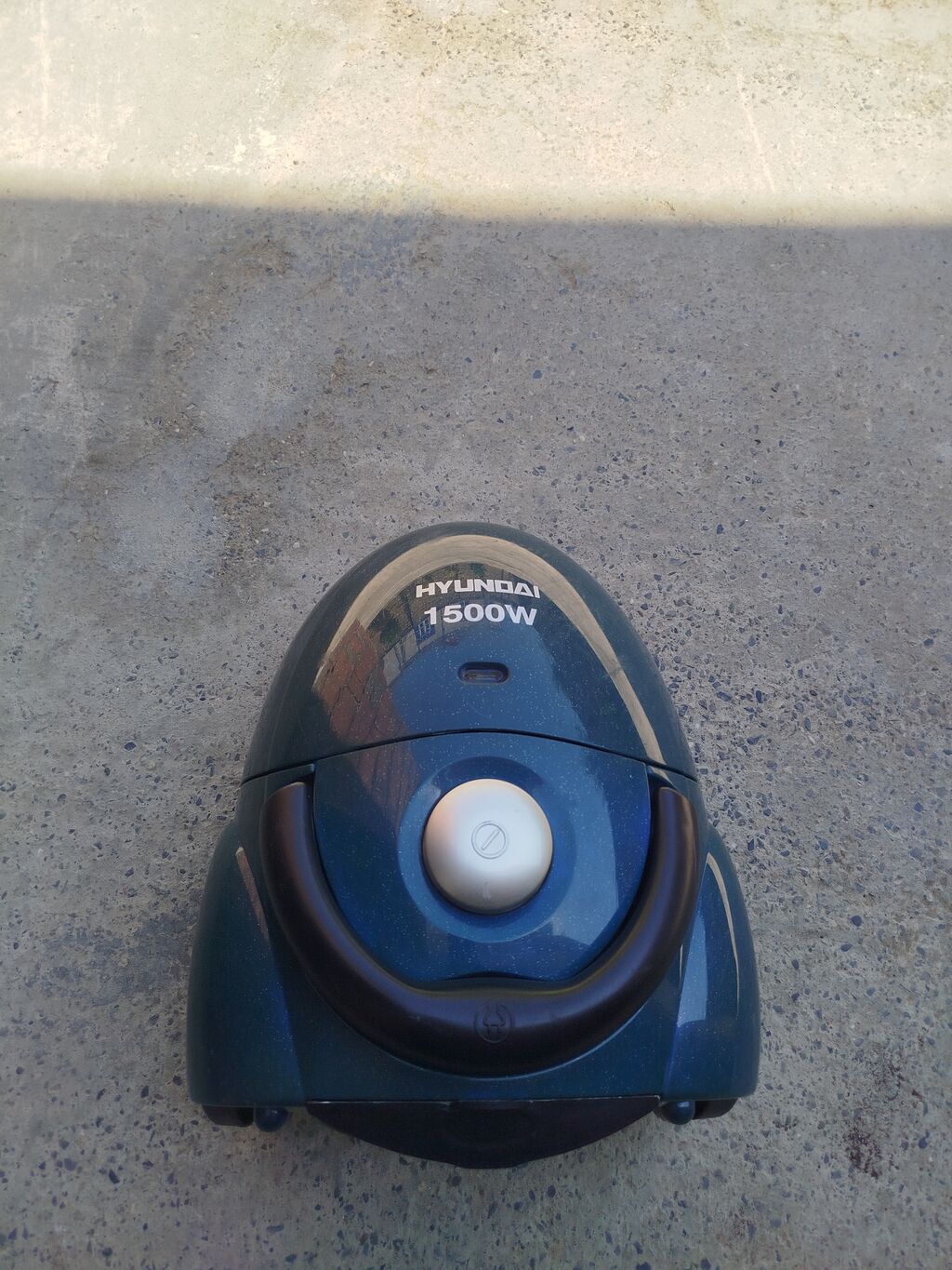 Hyundai tozsoran – 1500W - Güc: 1500W (korpus üzərində qeyd olunub) — Tozsoran, Bakı (2)