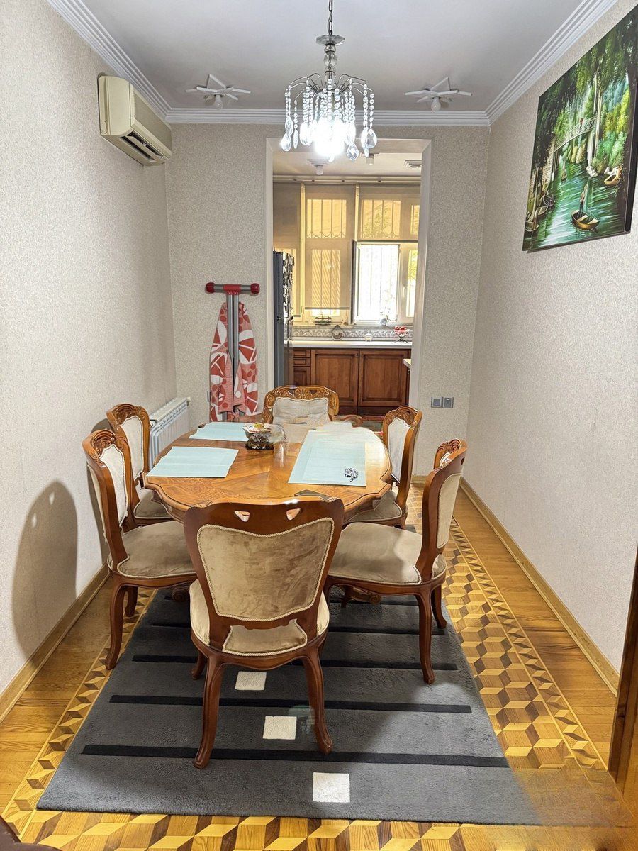 Satılır 4 otaqlı köhnə tikili 134 m² — Mənzil, Bakı (12)