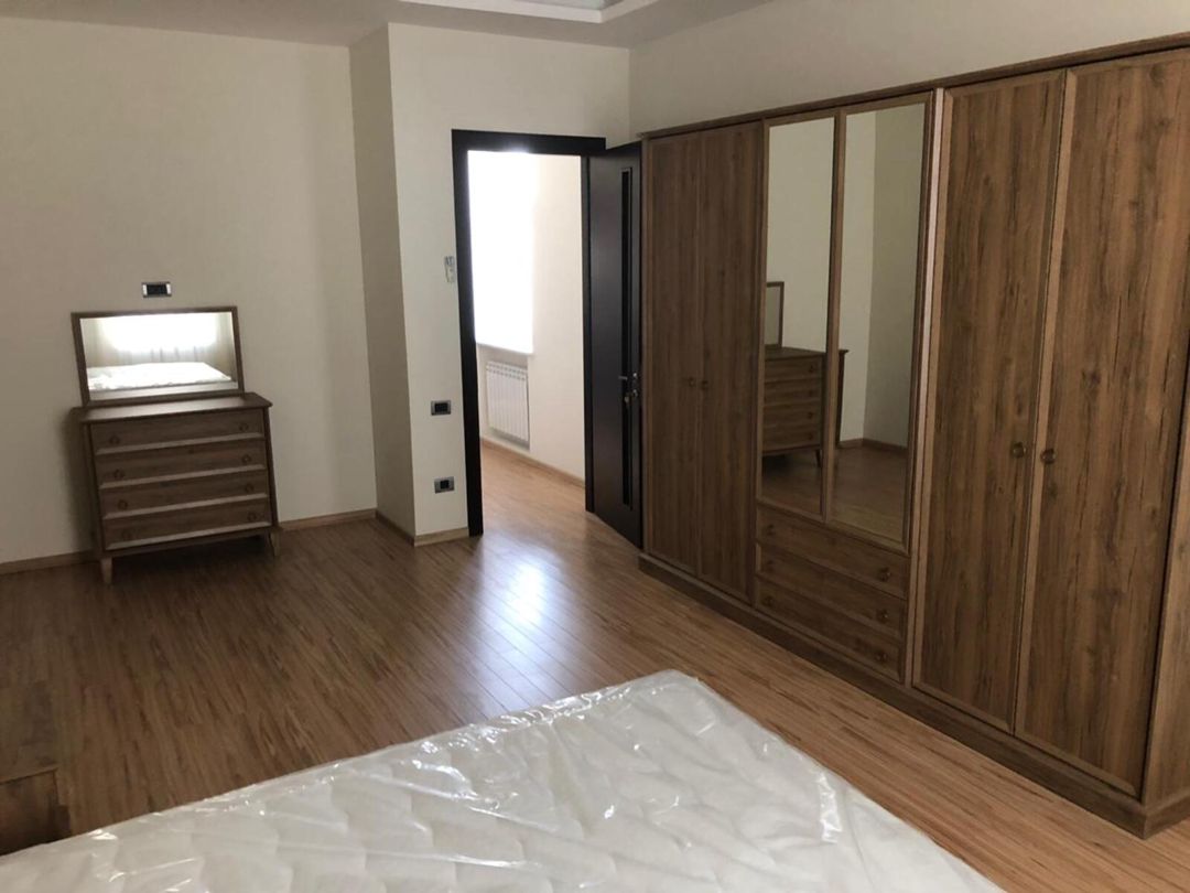 İcarəyə verilir 6 otaqlı həyət evi/bağ evi 350 m² — Ev, villa, Bakı (6)