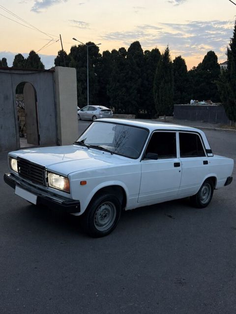 Lada (VAZ) 2107, 1.6 L, 2010 il, 20 000 km — Gəncə