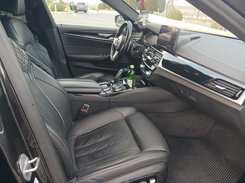 BMW 530e, 2.0 L, 12 kWh, 2021 il, 112 000 km — Avtomobillər, Bakı (9)