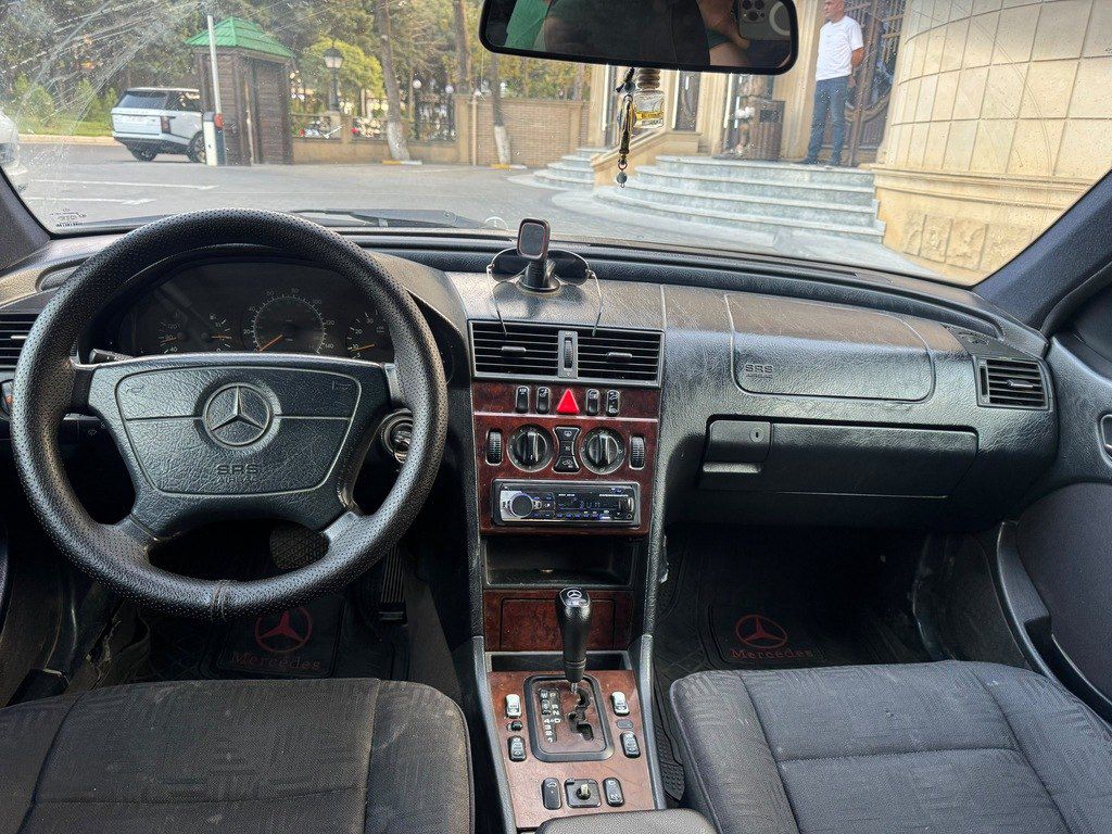 Mercedes E 200, 2.0 L, 1998 il, 380 000 km 45-BN-803 — Avtomobillər, Bakı (7)