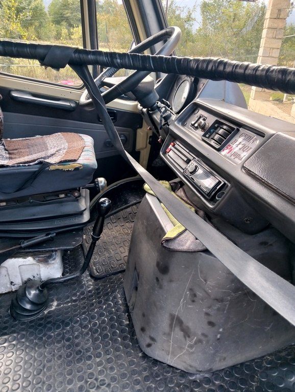 Mercedes 208 D, 2.2 L, 1990 il, 400 000 km 10-KE-497 — Avtomobillər, Astara (2)