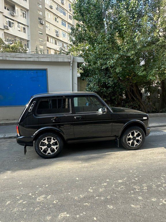 Lada (VAZ) Niva, 1.7 L, 2024 il, 24 000 km 88-CE-308 — Avtomobillər, Bakı (2)