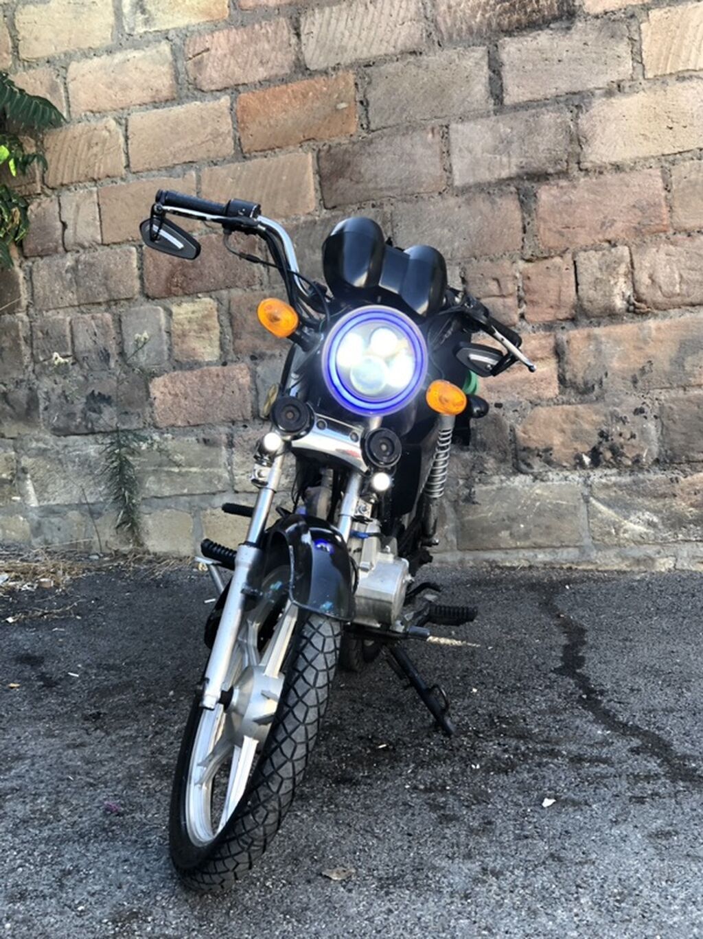 Moped tipli yüngül motosiklet - Rəng: qara - Mühərrik: hava ilə — Mopedlər və skuterlər, Bakı (2)