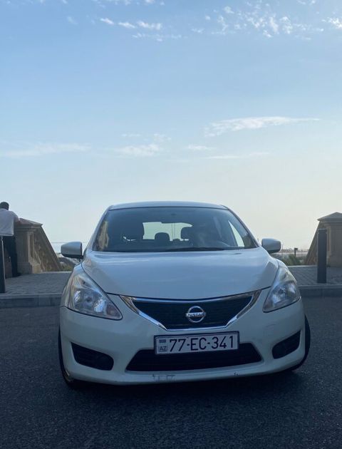 Nissan Tiida, 1.6 L, 2013 il, 211 000 km — Bakı