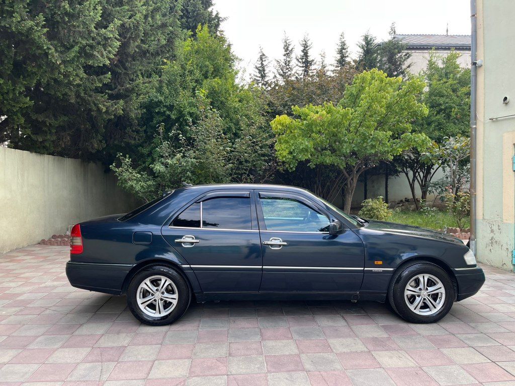 Mercedes C 220, 2.2 L, 1996 il, 438 000 km 10-KV-250 — Avtomobillər, Bakı (7)
