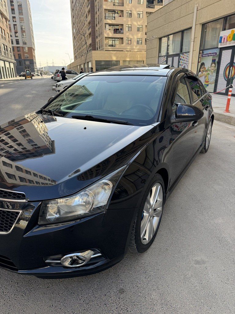Chevrolet Cruze, 1.4 L, 2011 il, 307 385 km — Avtomobillər, Bakı (9)