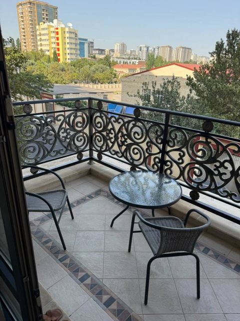 İcarəyə verilir 3 otaqlı yeni tikili 195 m² — Bakı