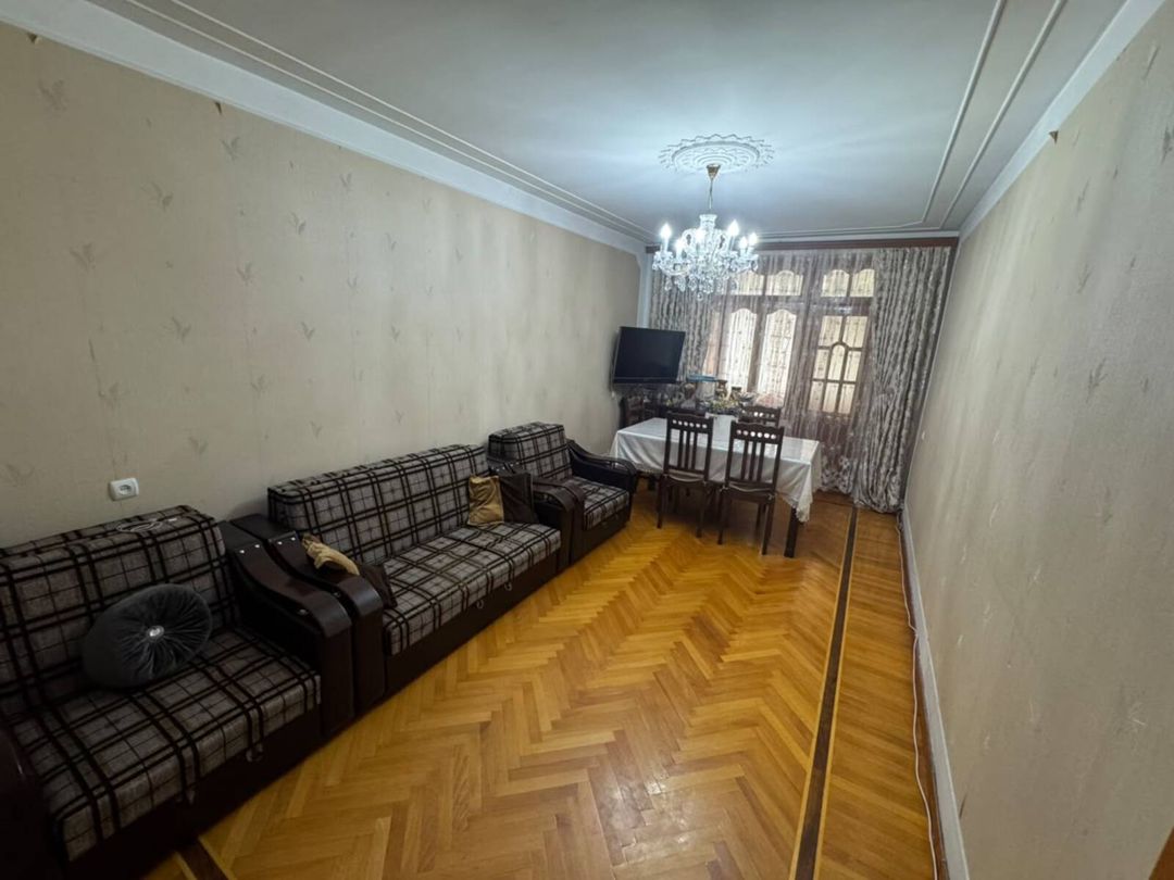 Satılır 2 otaqlı köhnə tikili 55 m² — Mənzil, Bakı (3)