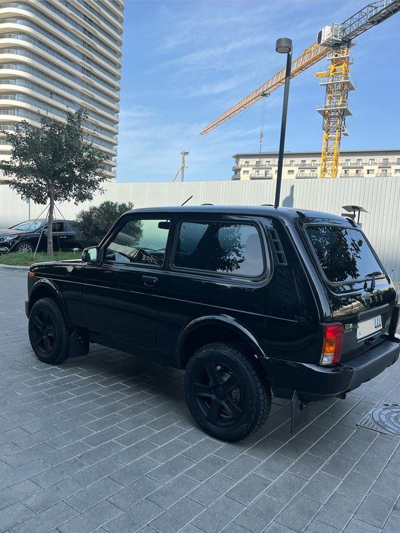 Lada (VAZ) Niva, 1.7 L, 2023 il, 23 000 km — Avtomobillər, Bakı (12)